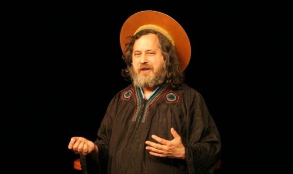 自由软件之父斯托曼：苹果微软恶罪大！